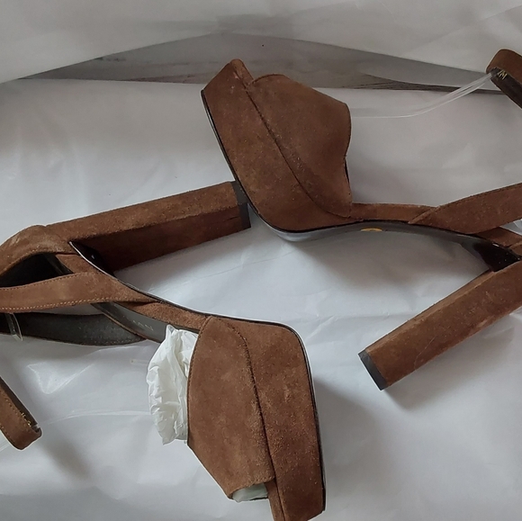 Stuart Weitzman Heel - Picture 4 of 6